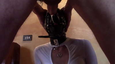 Laura papēžos, modeļu atlase, video 2021, dziļa rīkle ar vairākiem gredzeniem